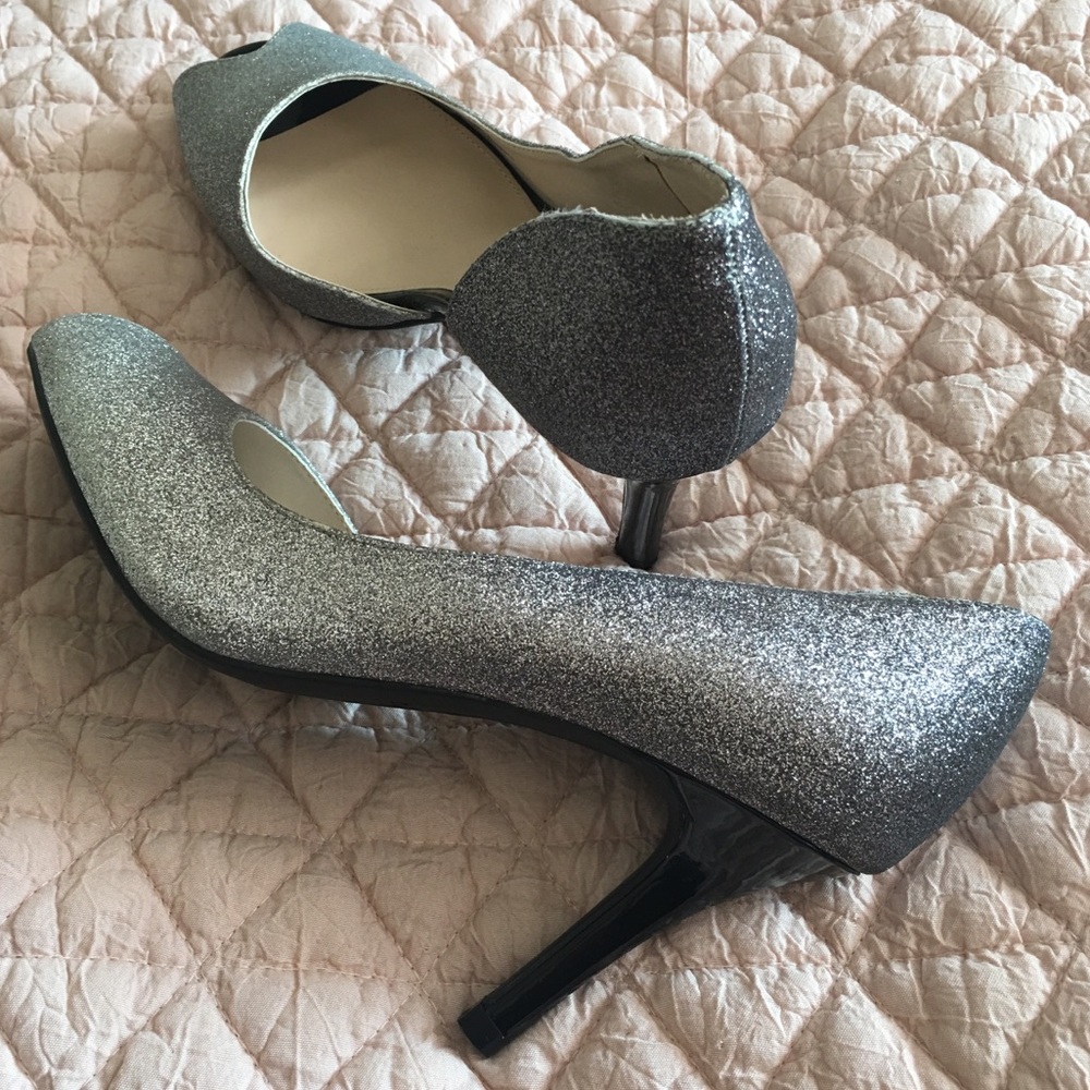 Unisa Ombré Gunmetal/Silver Heels, size 8, UNWORN